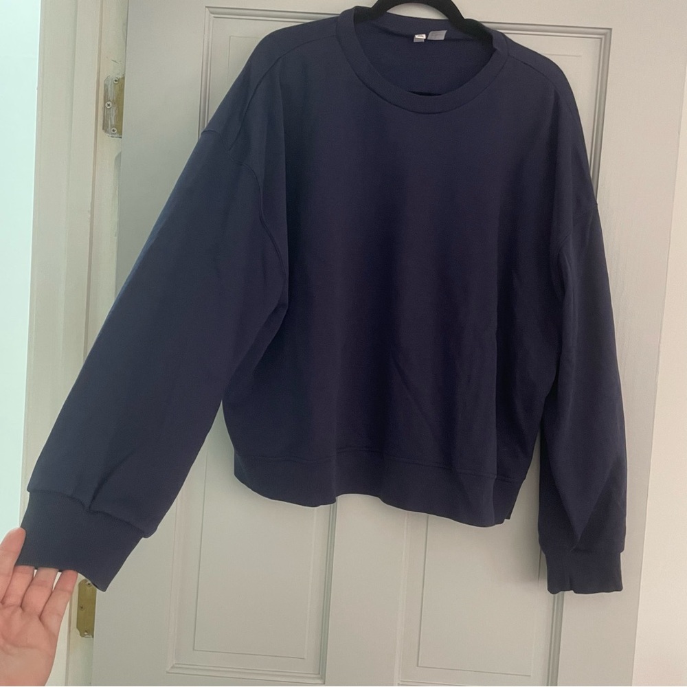 H&M Divided Navy Pullover Sweatshirt